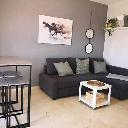 Апартаменты Marina De Casares